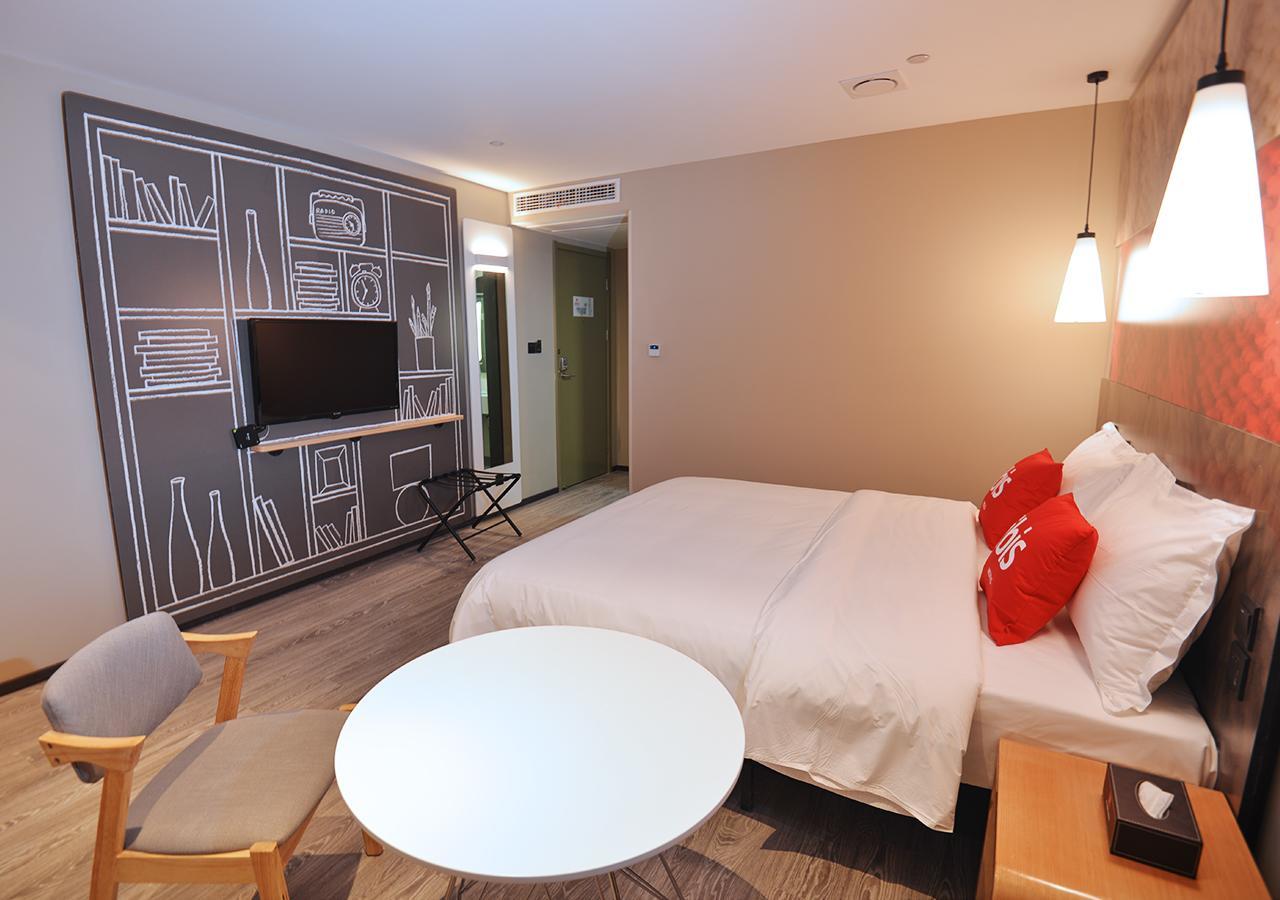 Ibis Nanjing Tianyin Avenue Hotel Exterior foto