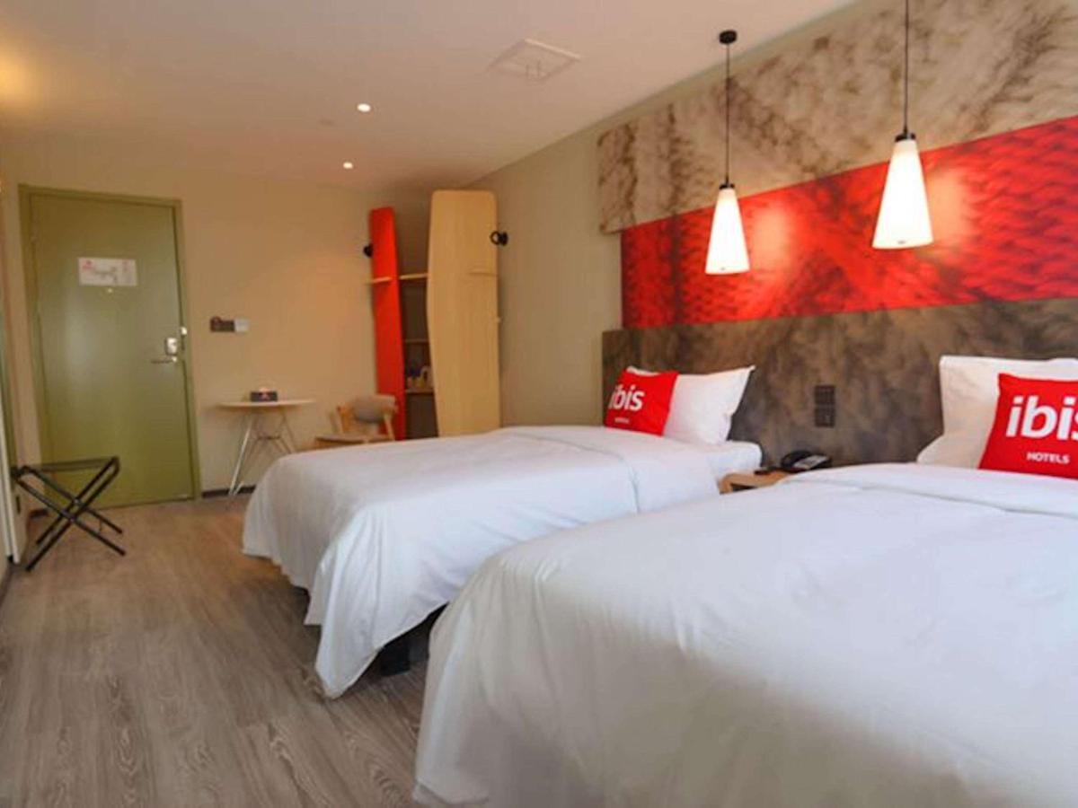 Ibis Nanjing Tianyin Avenue Hotel Exterior foto