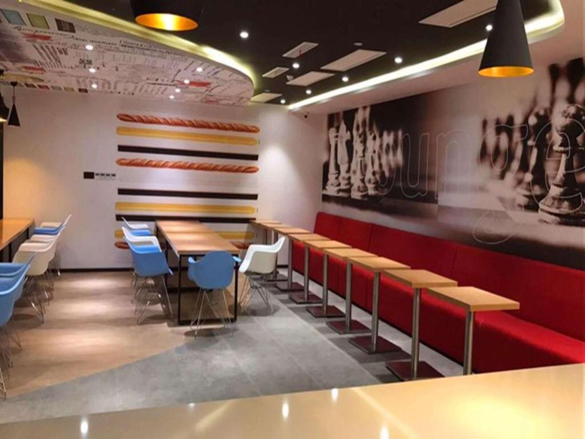 Ibis Nanjing Tianyin Avenue Hotel Exterior foto
